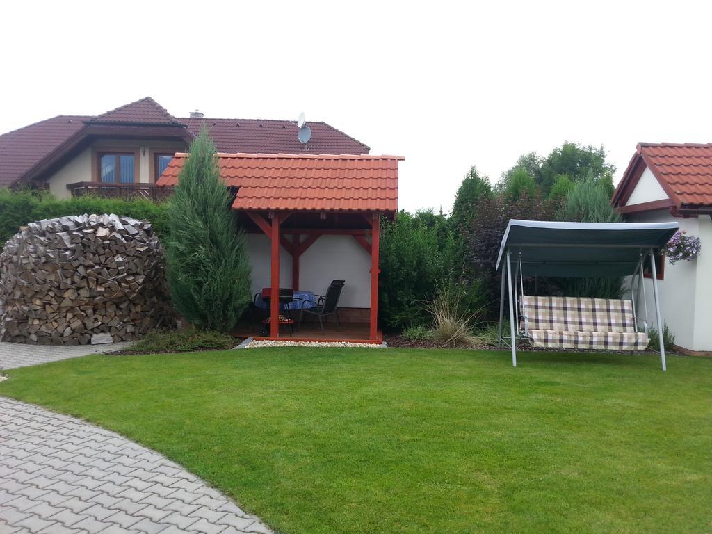 Apartmany Svaty Kriz Липтовски-Микулаш Экстерьер фото