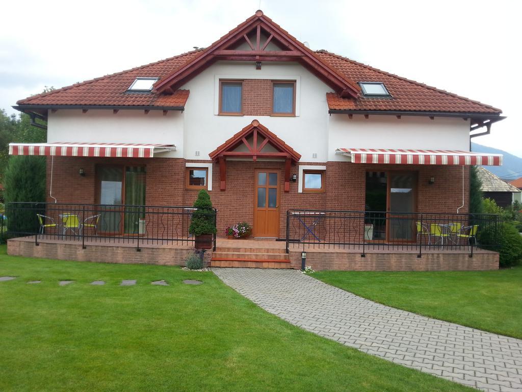 Apartmany Svaty Kriz Липтовски-Микулаш Экстерьер фото